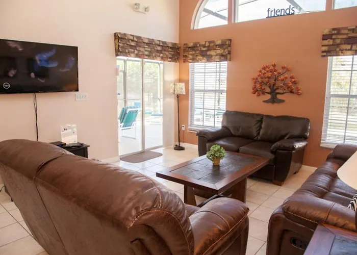 Simba\'S Lake House